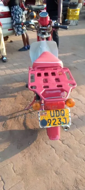 Suzuki Quad (ATV) 2000 Red