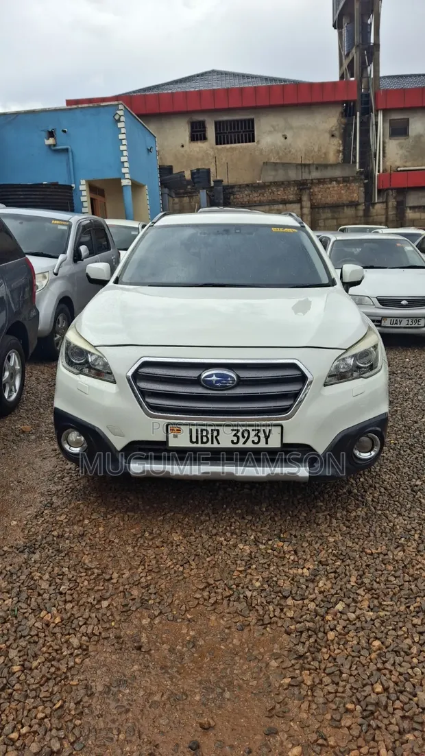 Subaru Outback 2016 White - 1