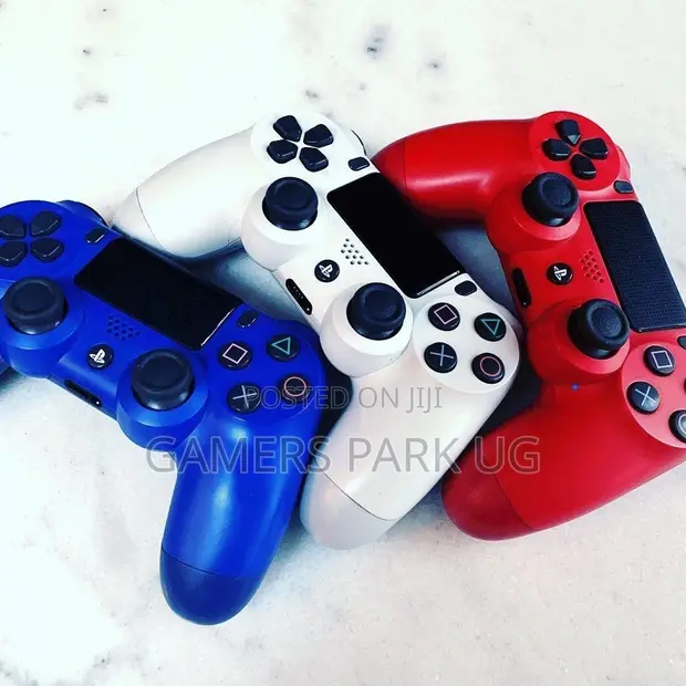 Original PlayStation 4 Controllers - UK Used - 1