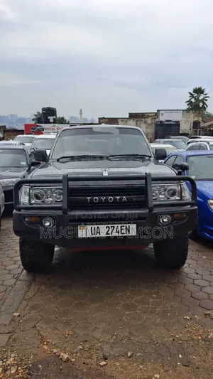 Toyota Land Cruiser VX 2000 Gray