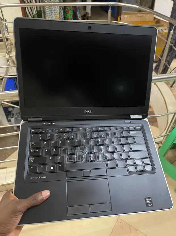 Dell Latitude 7440 Laptop - Intel Core i5, 500GB HDD - 1