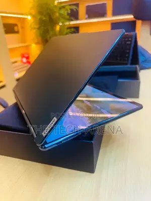 Lenovo Yoga Book 9i 16GB Intel Core i7 512GB SSD