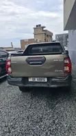 Toyota Hilux 2022 Silver - 2