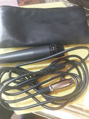 Shure SM57 Dynamic Microphone