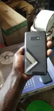 Samsung Galaxy S10e 128GB Black - 3