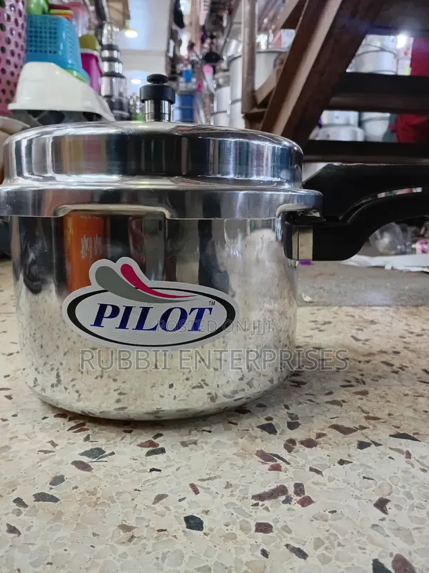 Pilot Pressure Cooker 7.5L - 1