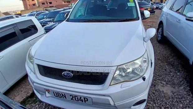 Subaru Forester 2009 White - 1
