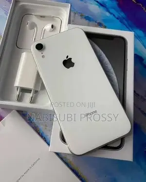 Apple iPhone XR 128GB White