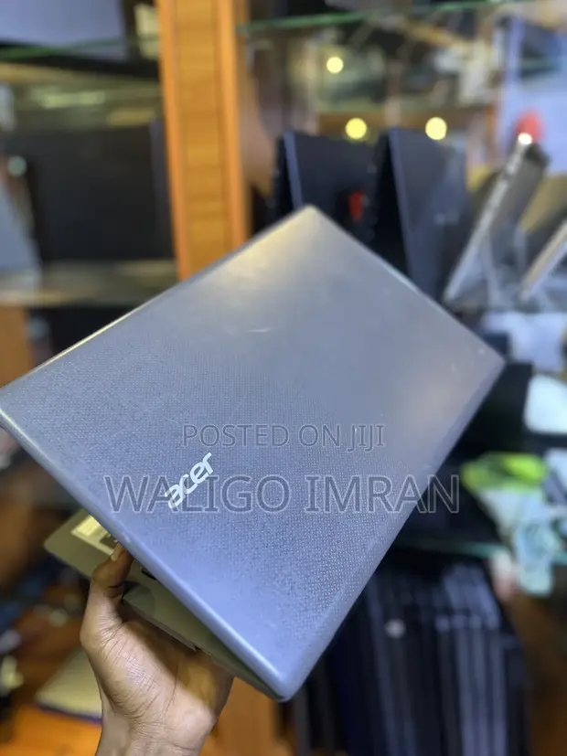 Acer Aspire One Cloudbook 14 Laptop - 1