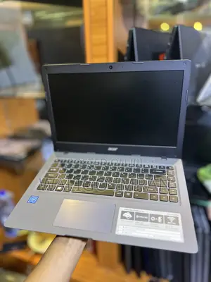 Acer Aspire One Cloudbook 14 Laptop