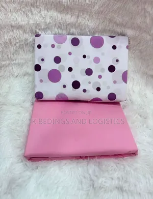Home Interiors Multicolor Bedsheet Set