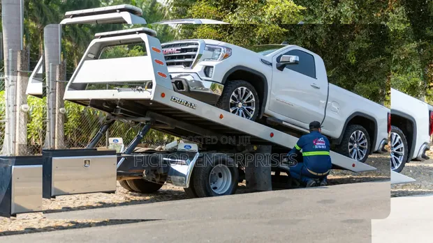 Car Carrier / Vehicle Transporter for Rent - 1