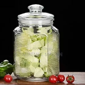 Elegant Ribbed Glass Storage Jar with Lid - Transparent