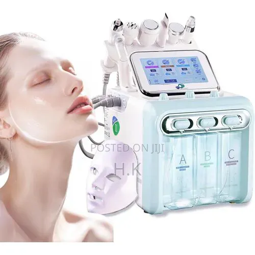 7-in-1 Hydro Facial Machine - 1