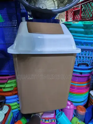 40 Litre Plastic Swing Bin