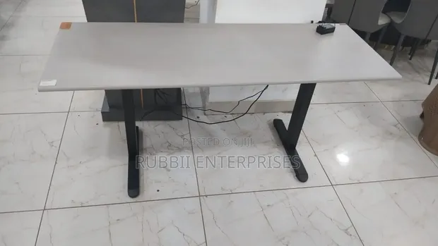 Electric Height-Adjustable Standing Desk / Table - 1