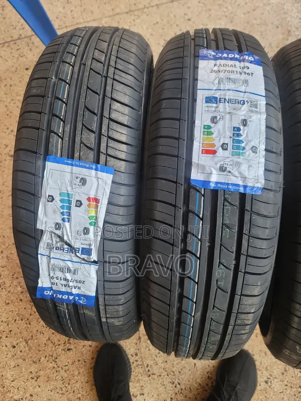 Roadking Tyres 205/70R15 - 1