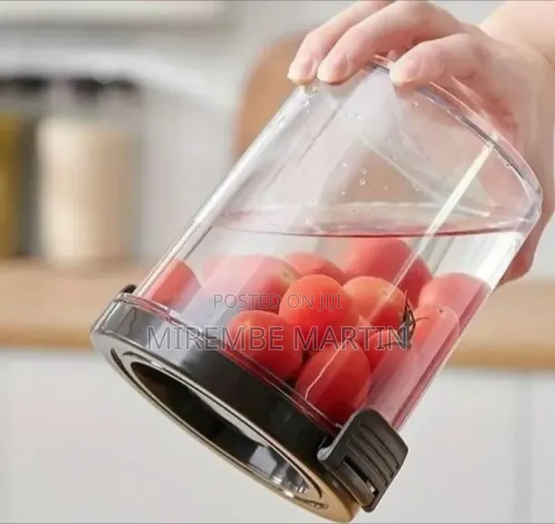 5-Piece Vacuum Seal Food Storage Container Set - 1