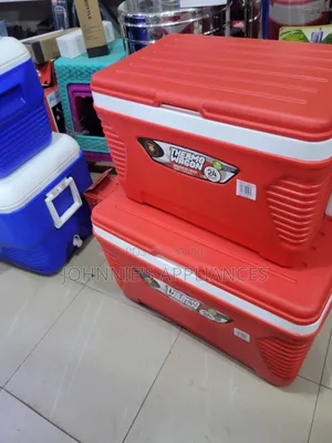 Thermo Wagon Insulated Cooler Box 32L