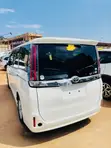 Toyota Noah 2.0 FWD (8 Seater) 2017 White - 1