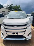 Toyota Noah 2.0 FWD (8 Seater) 2017 White - 3