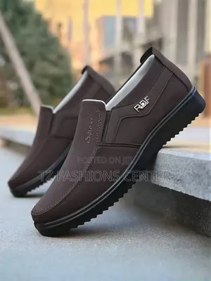 Men's Classic Oxford Shoes