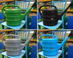 Plastic Watering Can (1 Piece)