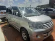 Toyota Noah 2005 Silver - 1