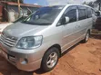 Toyota Noah 2005 Silver - 2