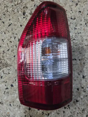 Isuzu D-Max 2002-2005 Taillamp