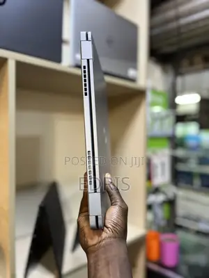 Dell Latitude 3310 2-in-1 Laptop