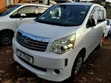 Toyota Noah 2011 Pearl - 1