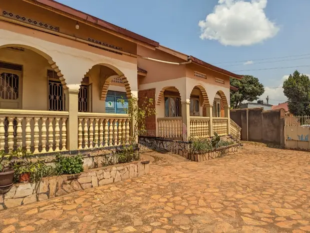 2-Bedroom Self-Contained House with Boys' Quarters in Bulenga for Sale - 1