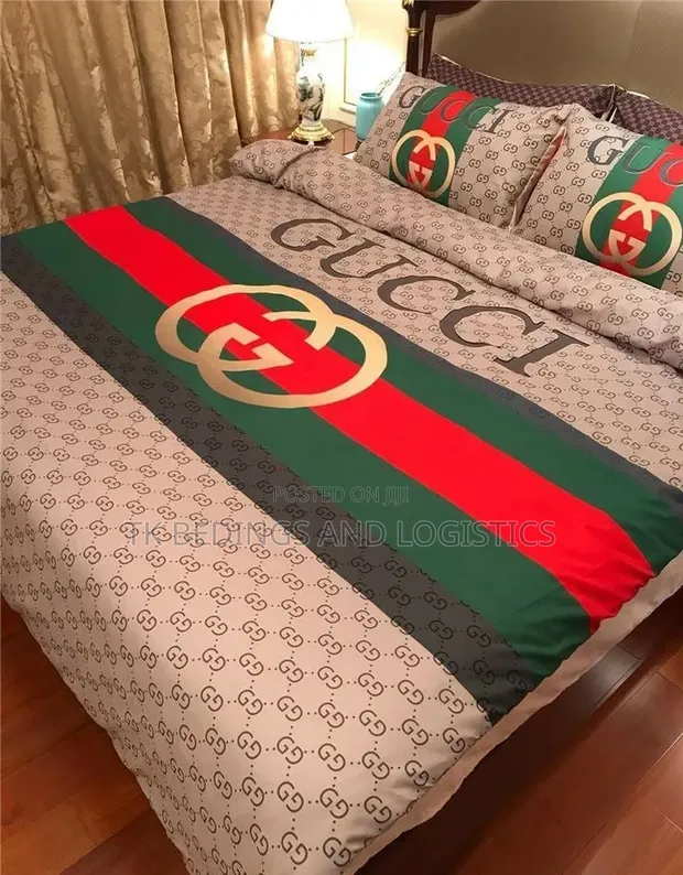 Luxury Designer Bed Covers - Louis Vuitton & Gucci Print - 1