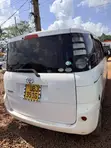 Toyota Sienta 2010 Gray - 5