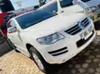 Volkswagen Touareg 2009 White - 3
