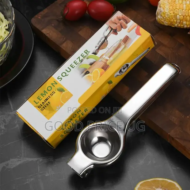 Heavy-Duty Stainless Steel Manual Lemon Squeezer - 1