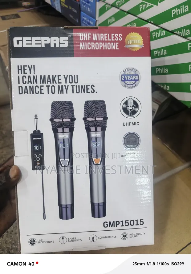 Geepas GMP15015 UHF Wireless Microphone System - Dual Set - 1