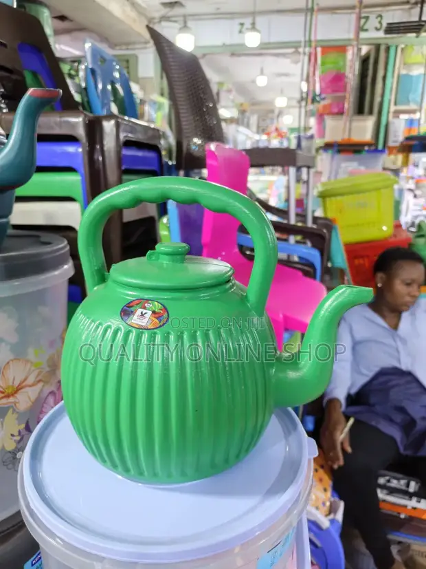 Plastic Kettle - Green - 1