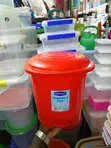 6 Litre Plastic Dust Bin with Step On - 2