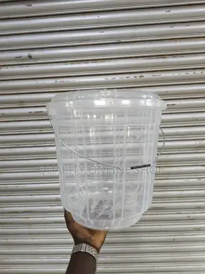 20 Litre Clear Plastic Buckets with Lid and Handle