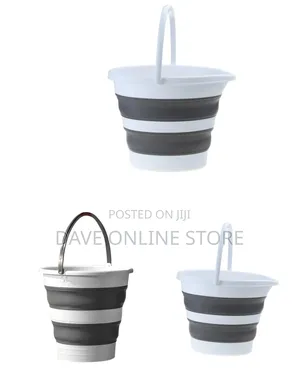 White and Gray Collapsible Water Bucket