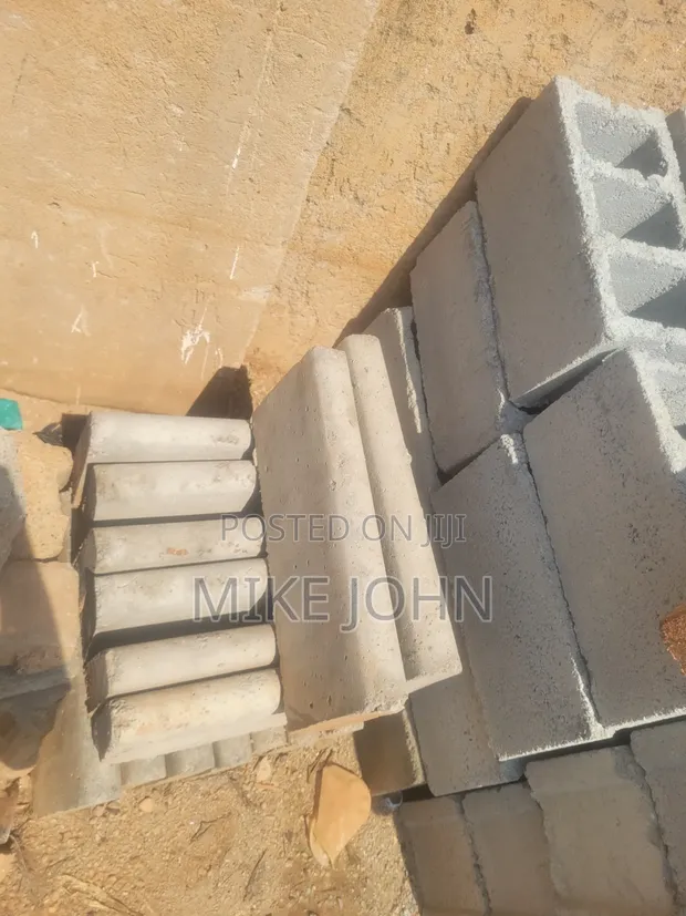 Edge Kerbs for Walkways - 1