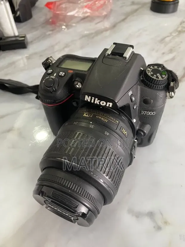 Nikon D7000 16.2MP DSLR Camera - 1