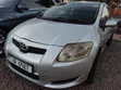 Toyota Auris 2015 Silver - 2