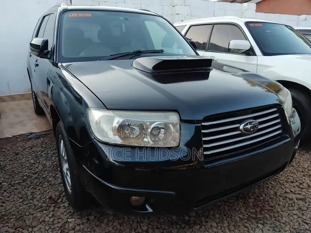 Subaru Forester 2006 Black - 1