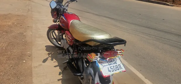 Bajaj CT 125X 2025 Red - 1