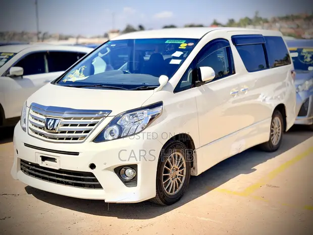 Toyota Alphard 2.4 Petrol AWD 2013 White - 1
