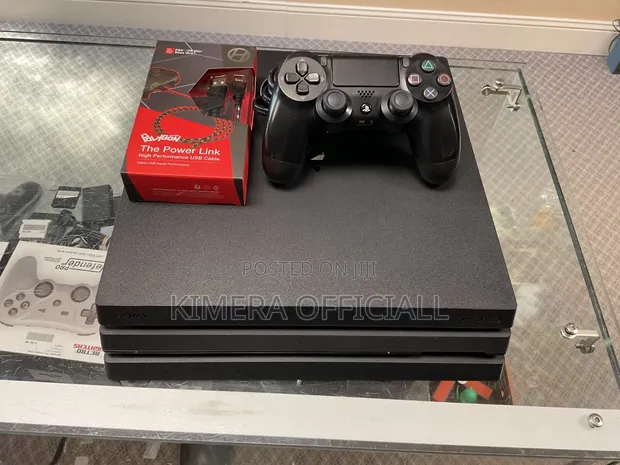 Chipped PS4 Pro 1TB - 1