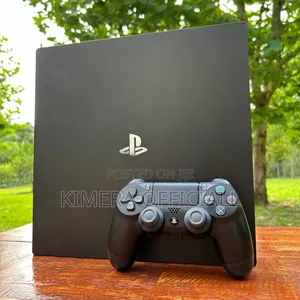 Chipped PS4 Pro Console Bundle with 30 Games & 2 Controllers